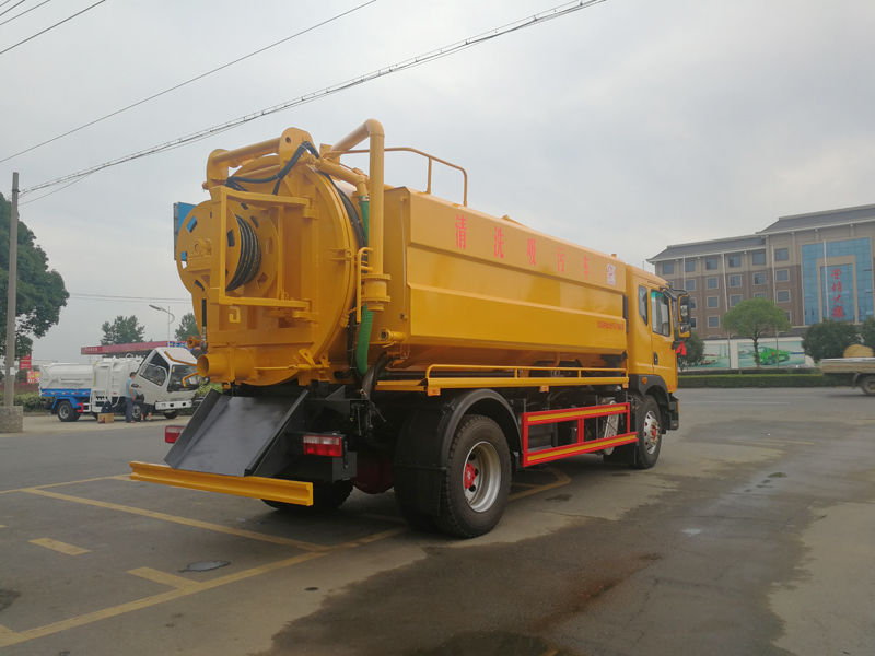 中潔牌XZL5180GQW6清洗吸污車(chē)